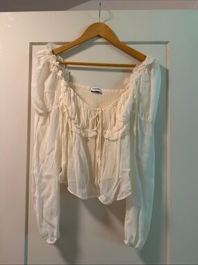 Rumored Boho Cream Peasant Blouse with Ruffle Tie